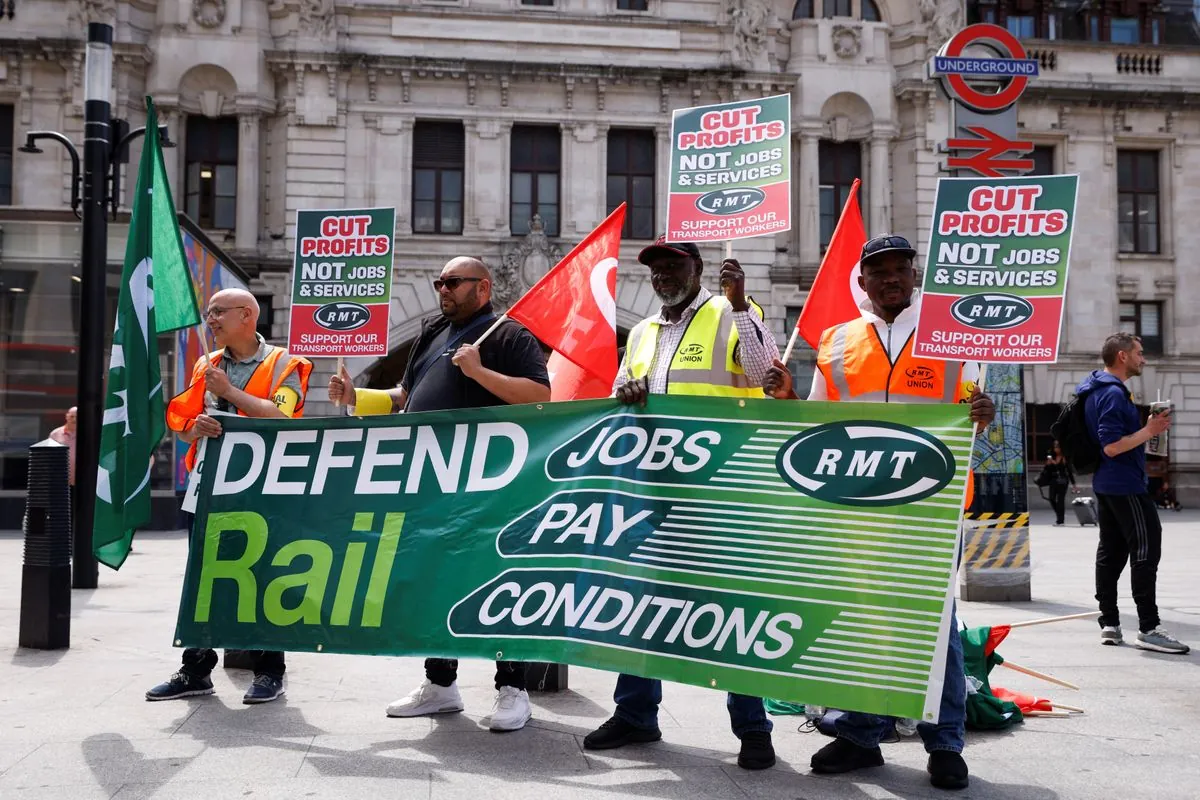 Rail Union Seeks Extended Leave and Shorter Work Week Amid Pay Talks