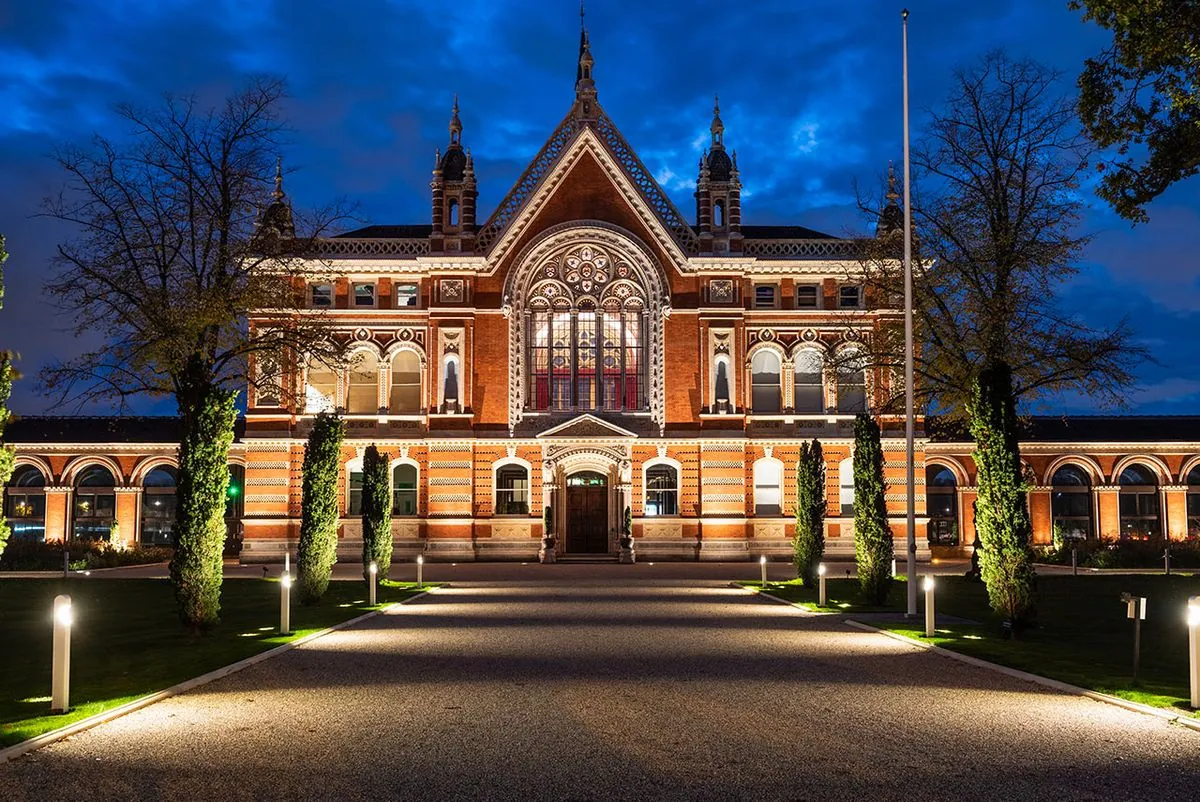 Dulwich College Headmaster Resigns After Staff Party Incident