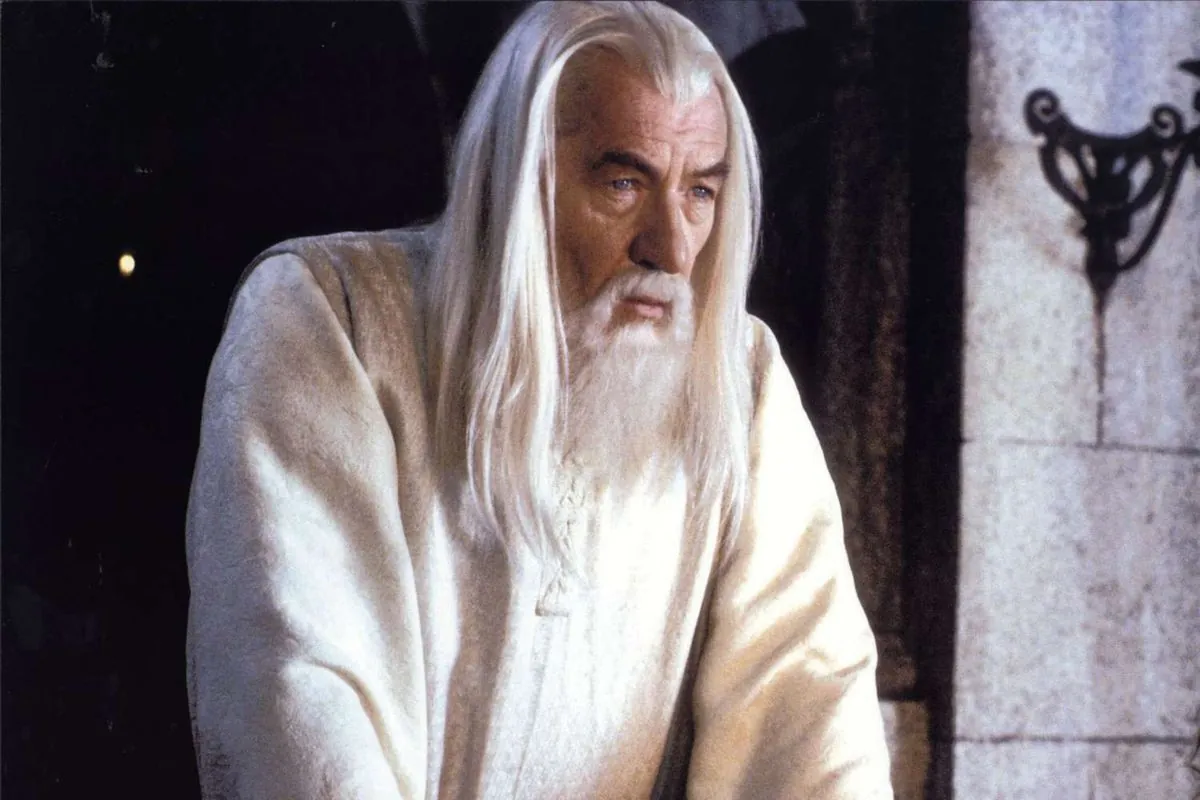 sir-ian-mckellen-hints-at-gandalf-return-in-new-lord-of-the-rings-films