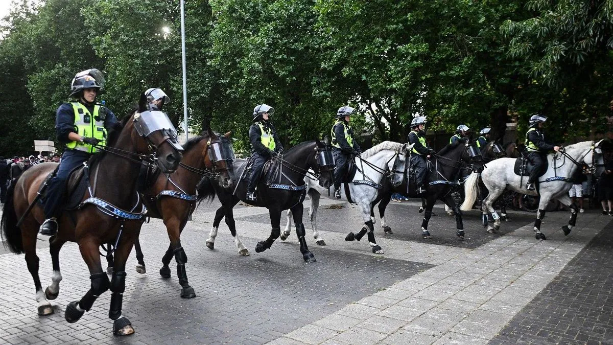 teen-faces-custody-for-bristol-riot-involvement-appeals-sentence