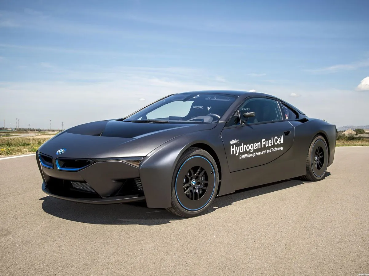 bmw-to-launch-hydrogen-powered-cars-by-2028-partnering-with-toyota