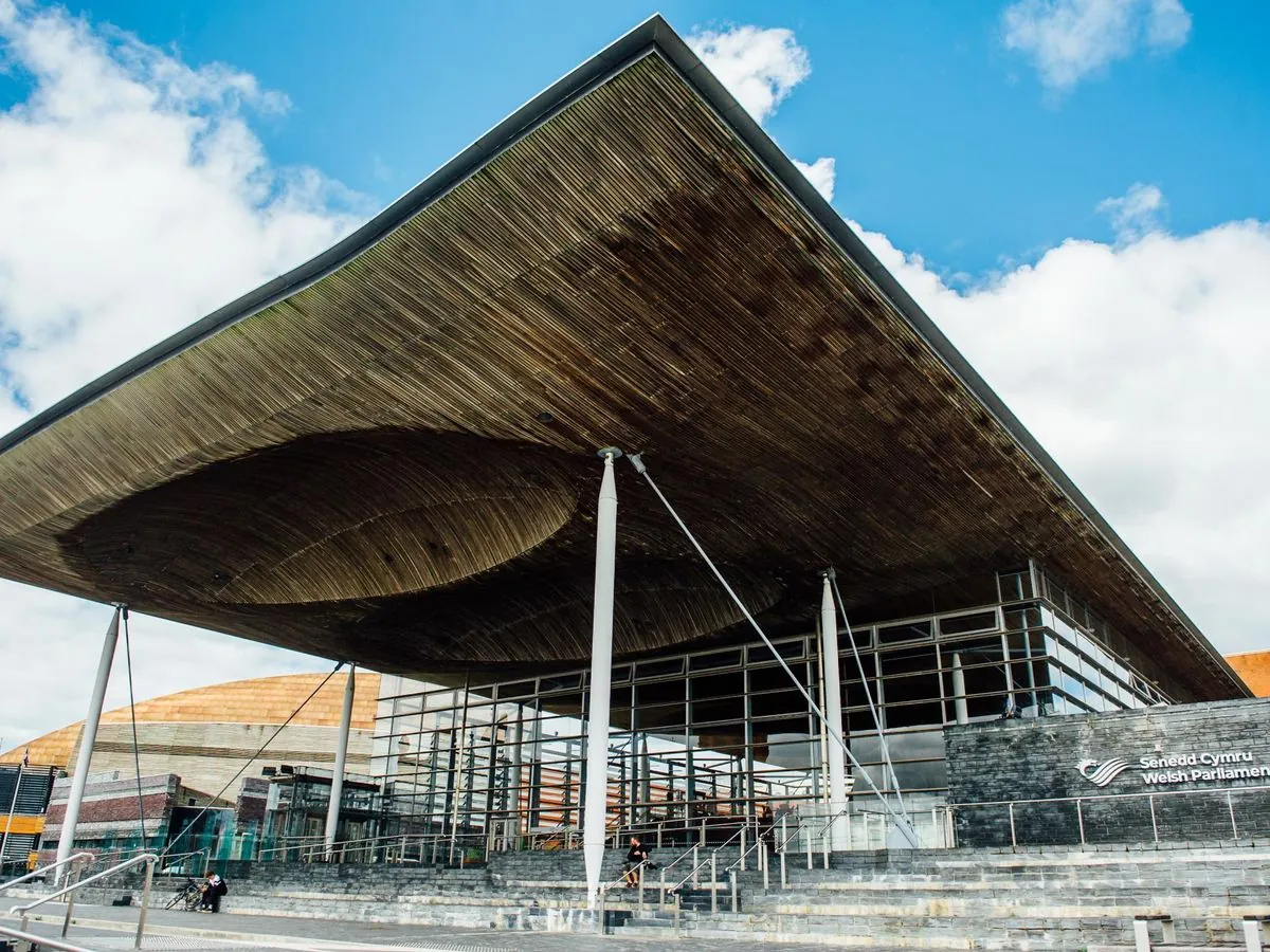 Welsh Senedd Expansion Plan Sparks Debate Amid Operational Challenges