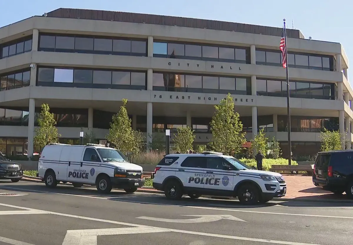 Springfield, Ohio Faces Bomb Threat Amid Immigration Controversy