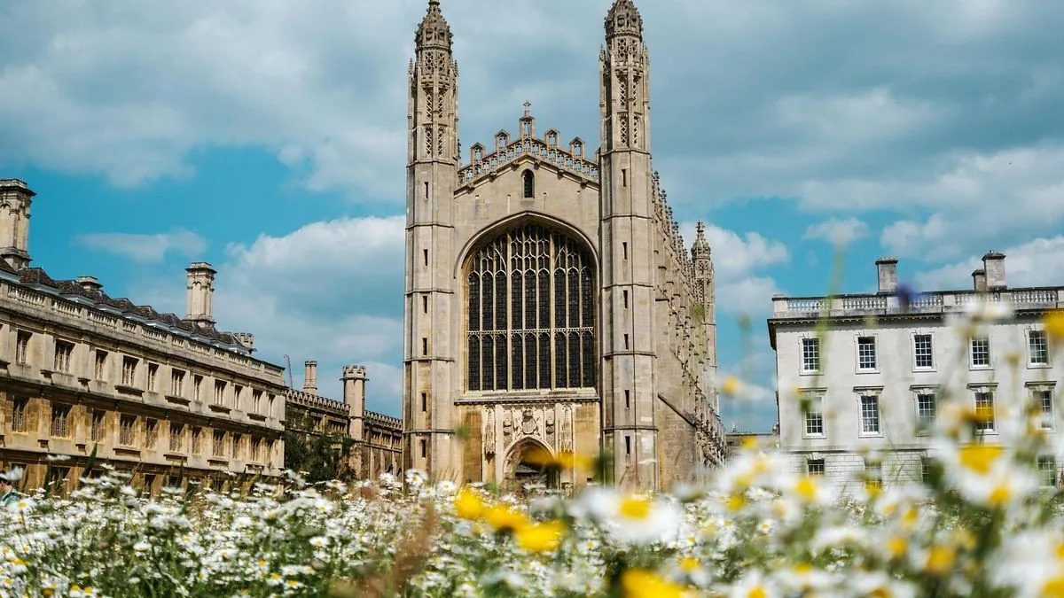 Oxbridge Admissions Overhaul: Professors Propose Lottery System