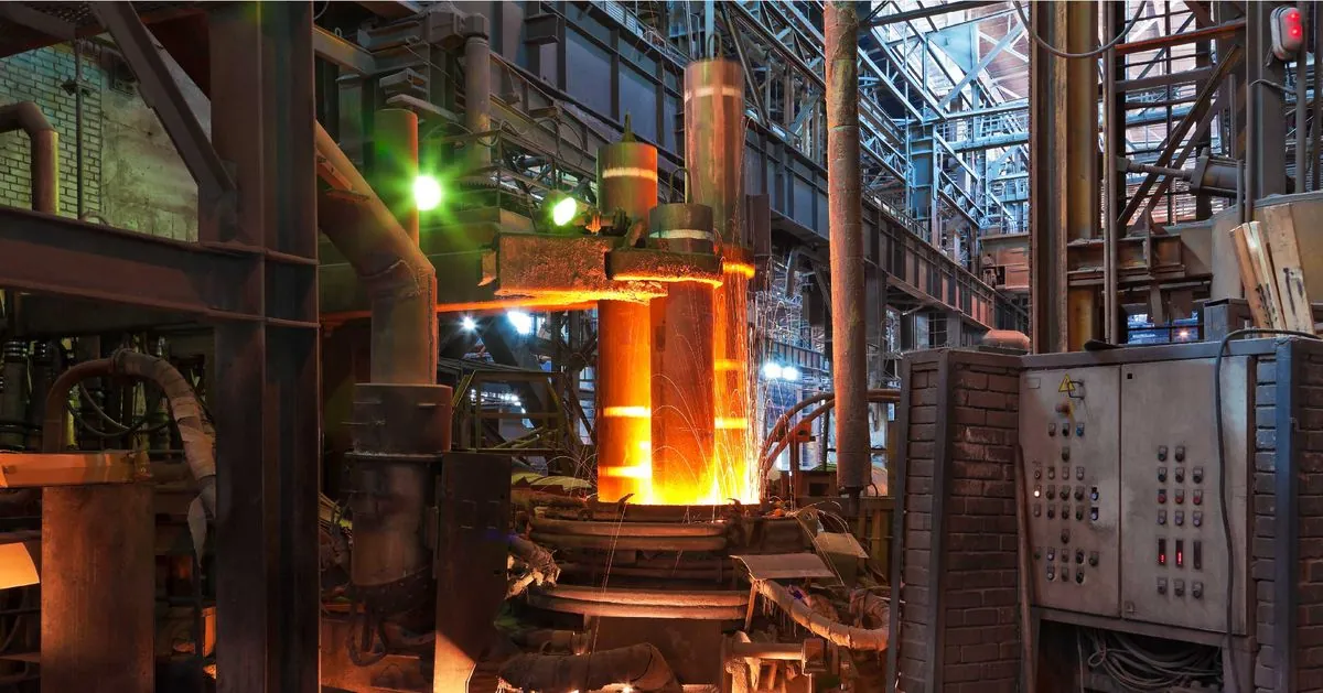 UK Steel Industry Faces Crossroads: Green Revolution or Decline?