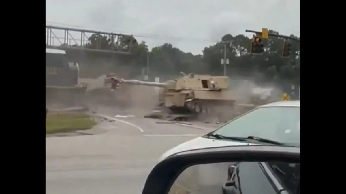 us-army-howitzer-destroyed-in-train-collision-at-south-carolina-crossing