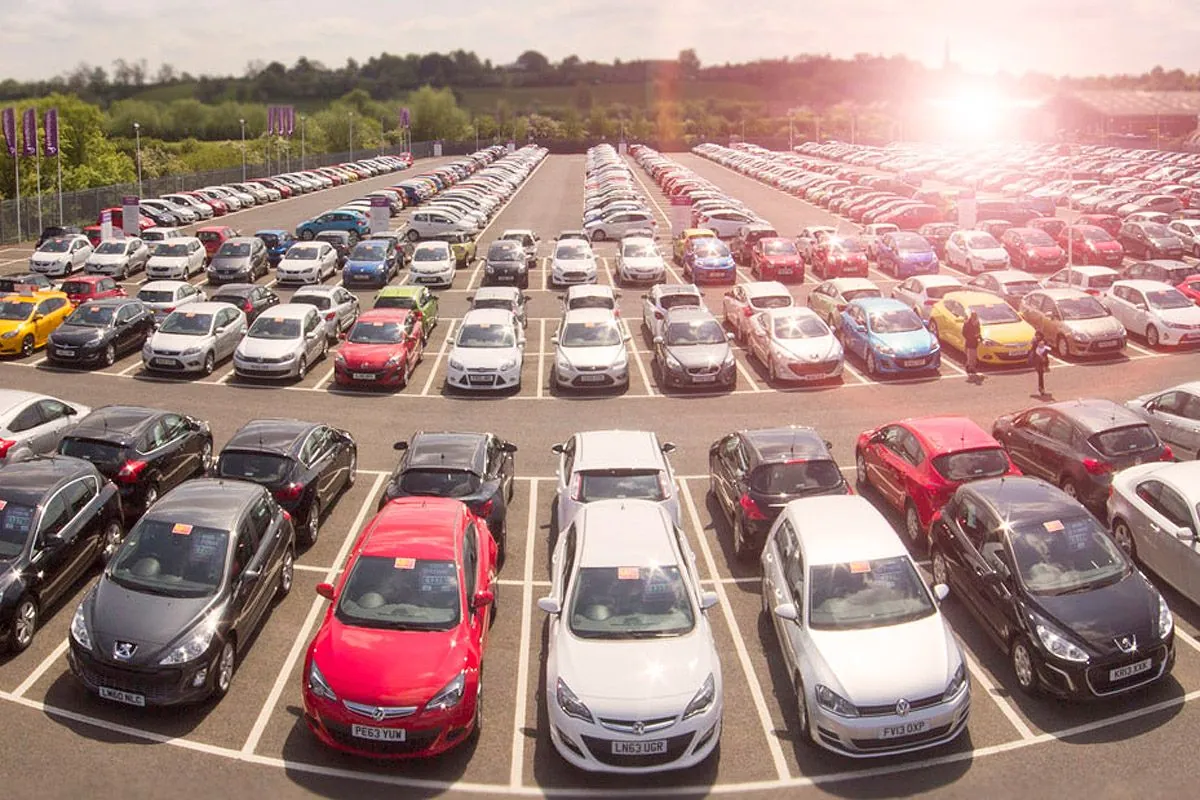 ev-resale-values-plummet-threatening-leasing-industry-stability