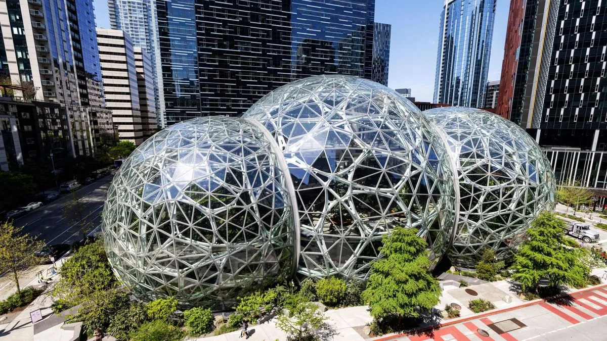 amazon-mandates-full-time-office-return-plans-management-overhaul