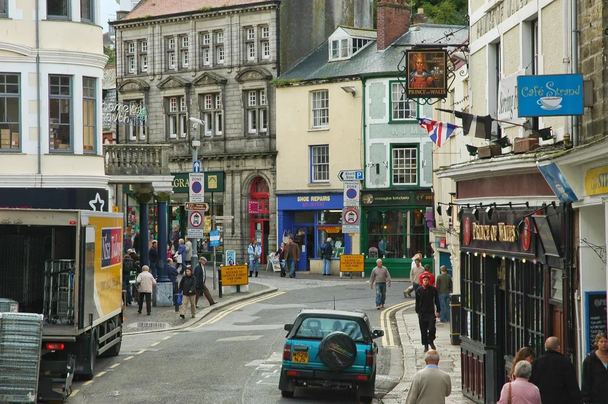 Helston's 450-Year-Old Head-Tapping Tradition Faces Safety Overhaul