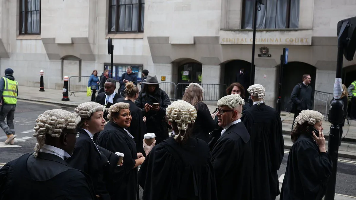 Barristers Demand 15% Pay Hike Amid Criminal Justice Crisis