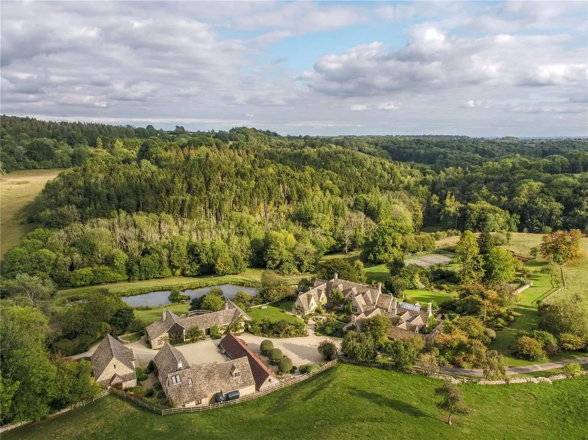 Billionaire's Cotswolds Mansion Plan Sparks Local Controversy