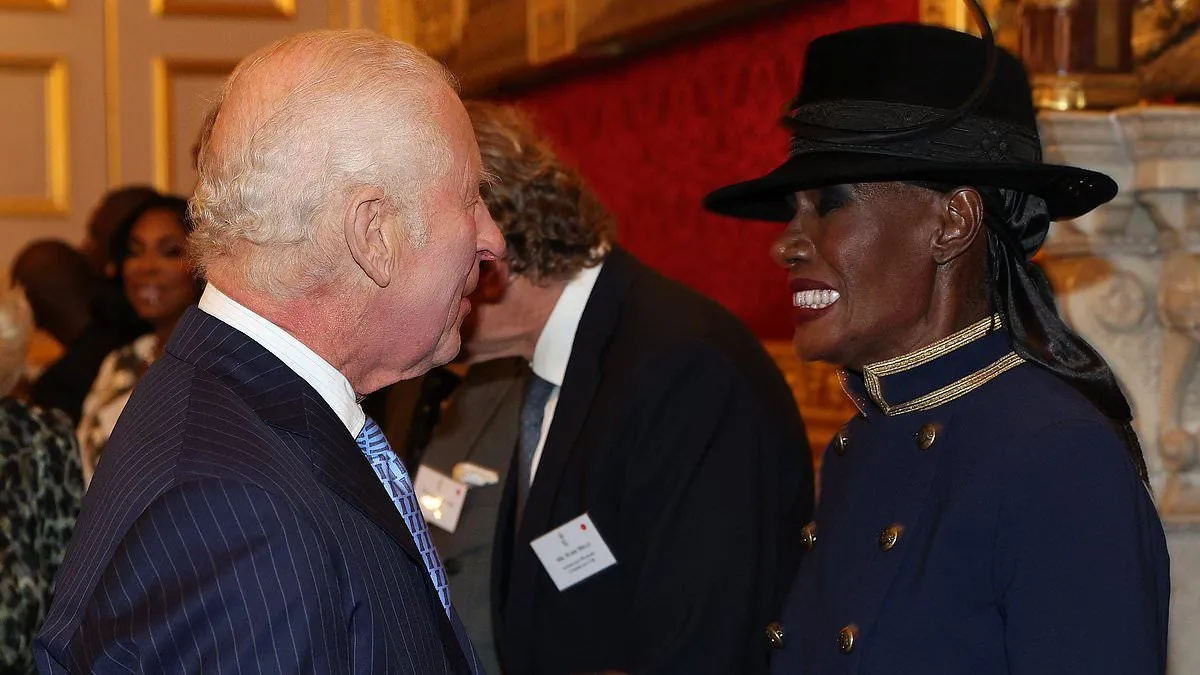 King Charles Learns Samoan Dance at Commonwealth Reception