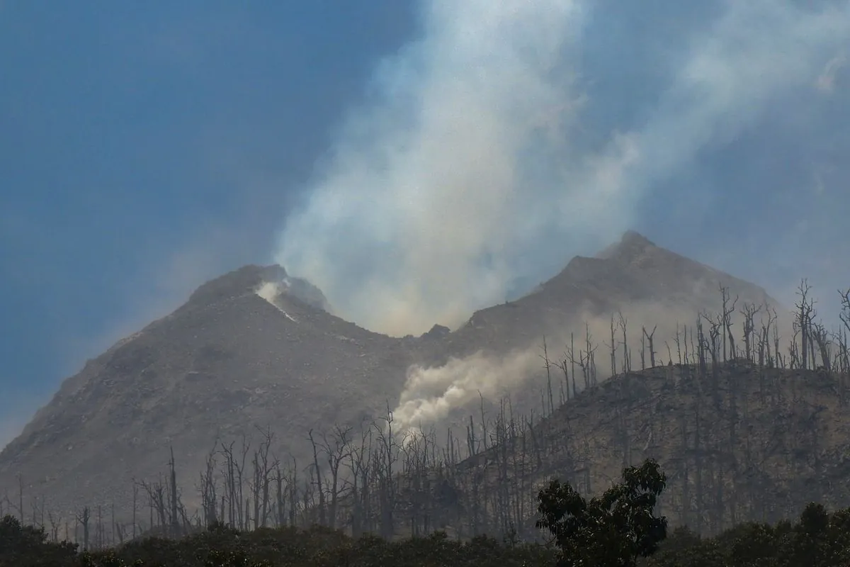 Deadly night: Indonesian volcano throws fireballs at sleeping villages