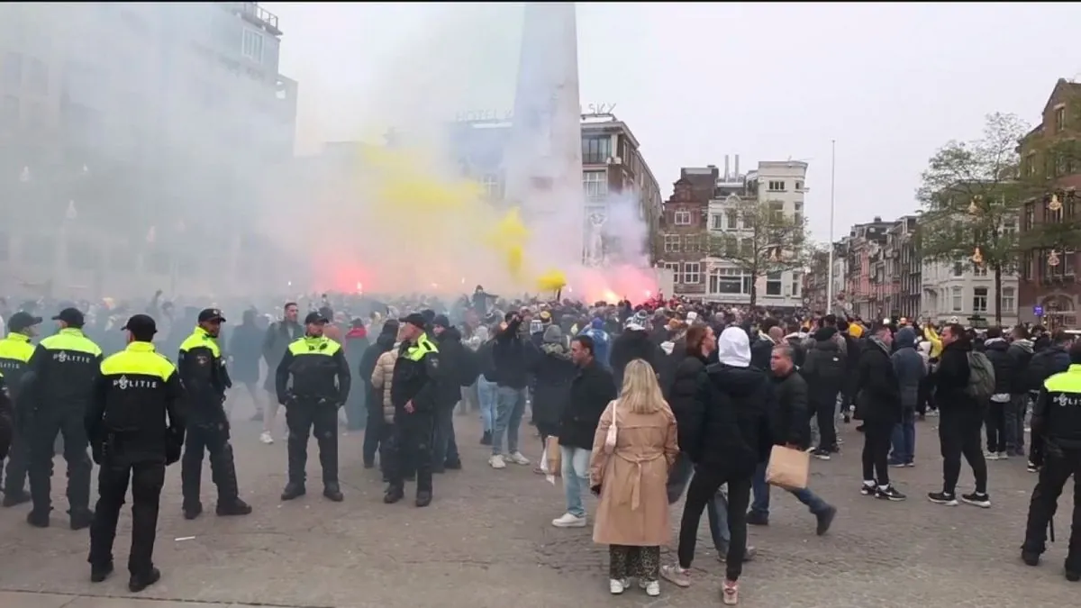 Dutch crisis: Jewish people attacked in Amsterdam streets after football match