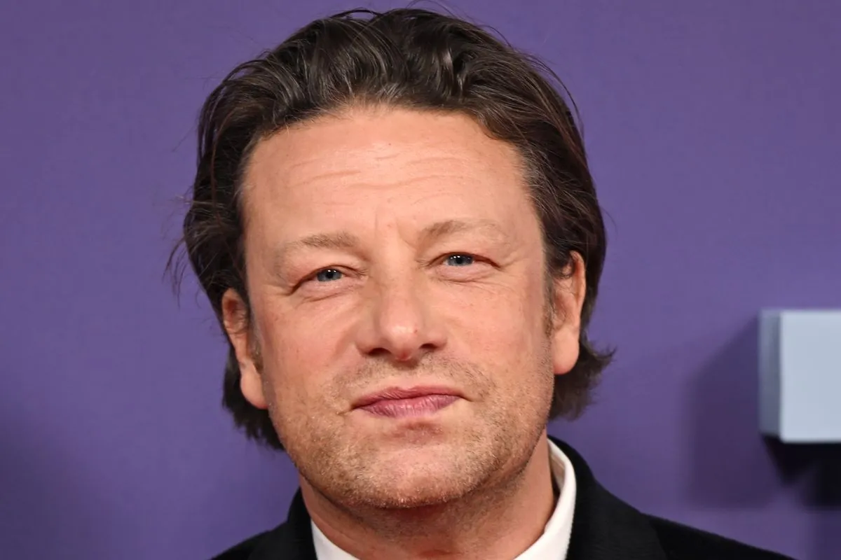 Jamie Oliver stops selling new kids book after Aboriginal community feedback