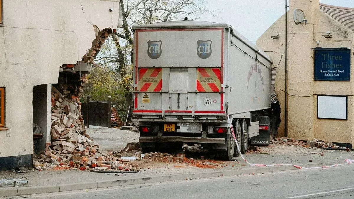 Truck driver survives dramatic crash into Shrewsbury pub and takeaway