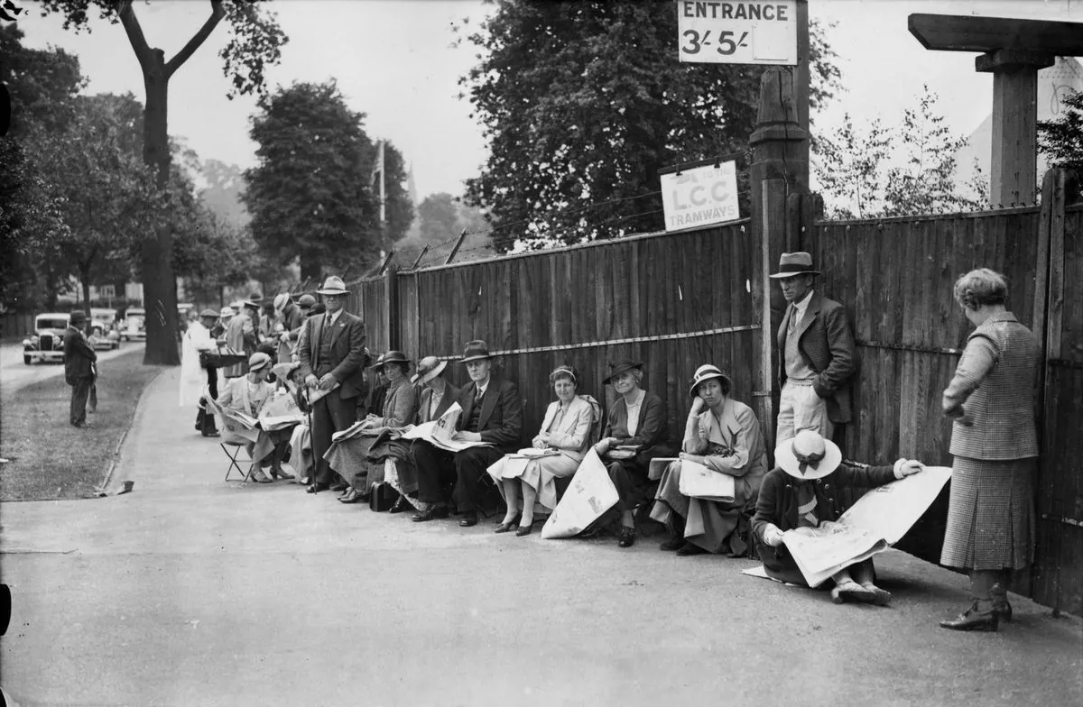 UK landlords stuck in 6-month queue due to system overload