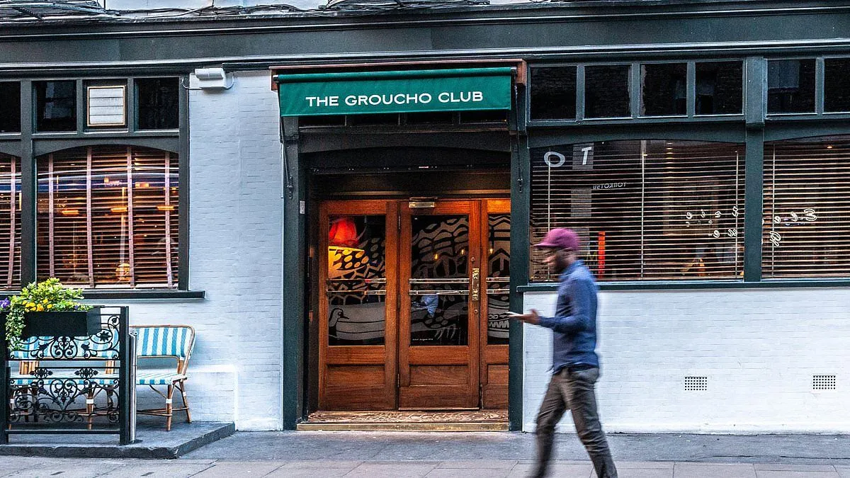 Famous London club shuts down after police probe into mystery incident